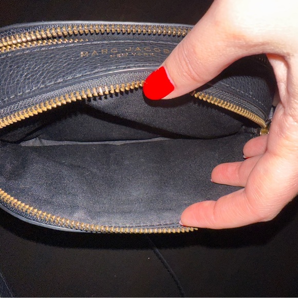 Marc Jacobs Black Crossbody Bag - Picture 6 of 8